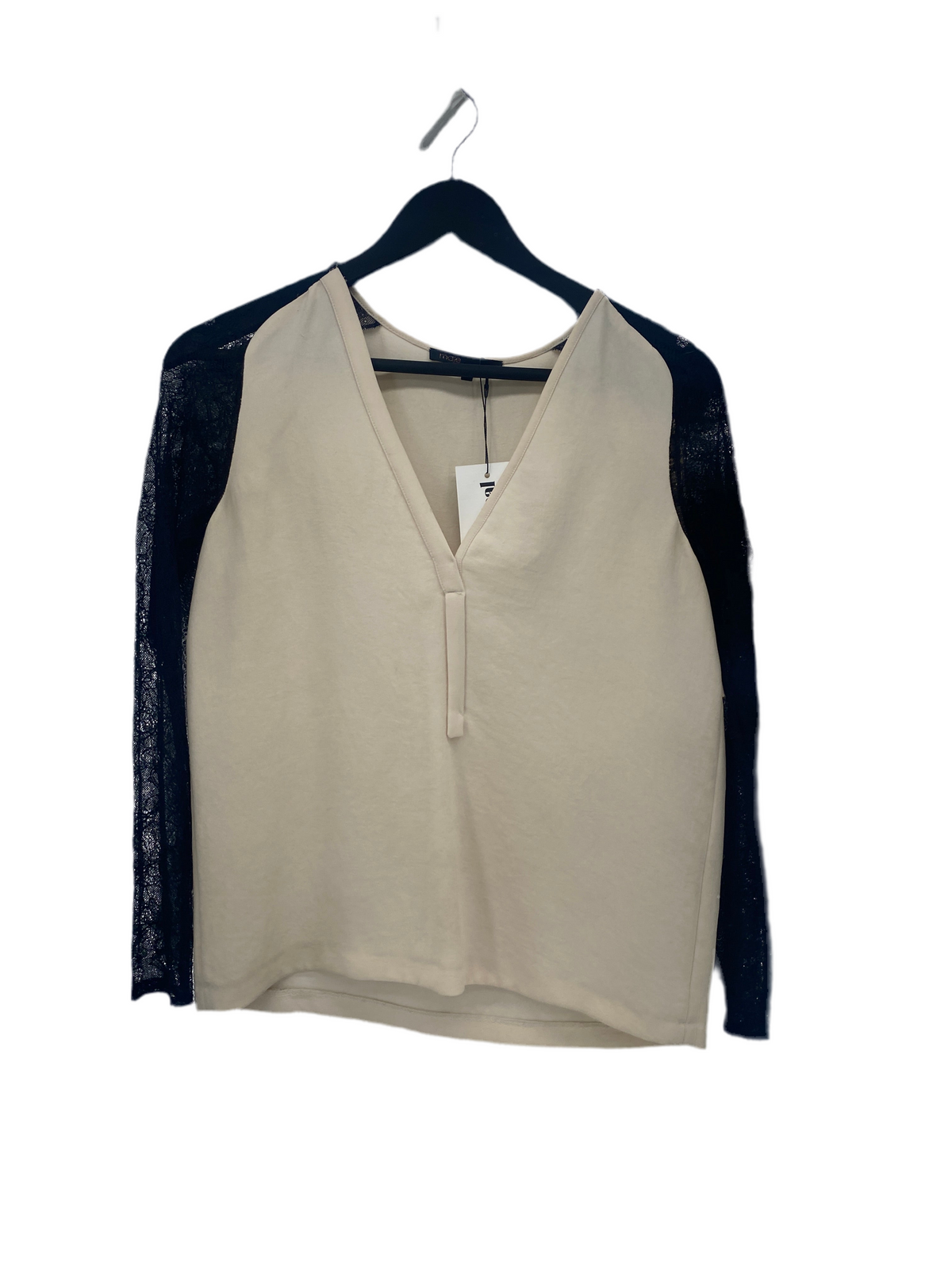 Haut beige manches dentelle